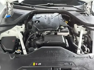 2023 Genesis G80 с пробегом 67 780 км
