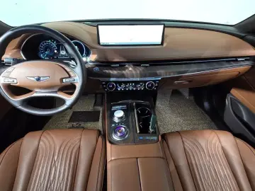 2023 Genesis G80 с пробегом 67 780 км