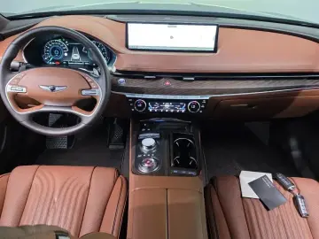 2023 Genesis G80 с пробегом 52 605 км