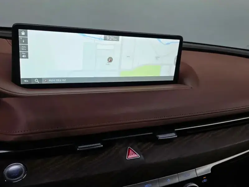 2023 Genesis G80 с пробегом 52 605 км