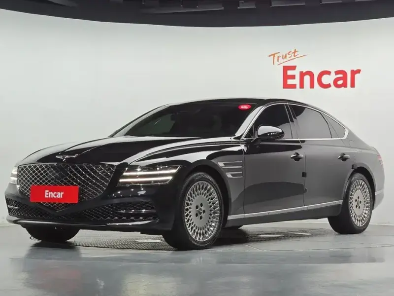 2023 Genesis G80 с пробегом 20 928 км
