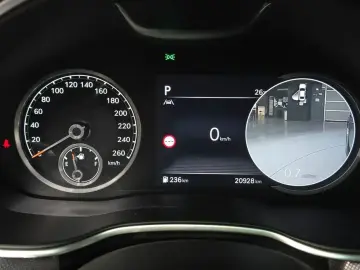 2023 Genesis G80 с пробегом 20 928 км