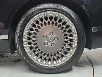 2023 Genesis G80 с пробегом 20 928 км