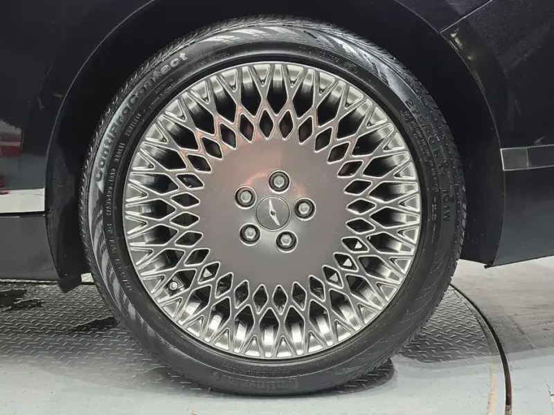 2023 Genesis G80 с пробегом 20 928 км