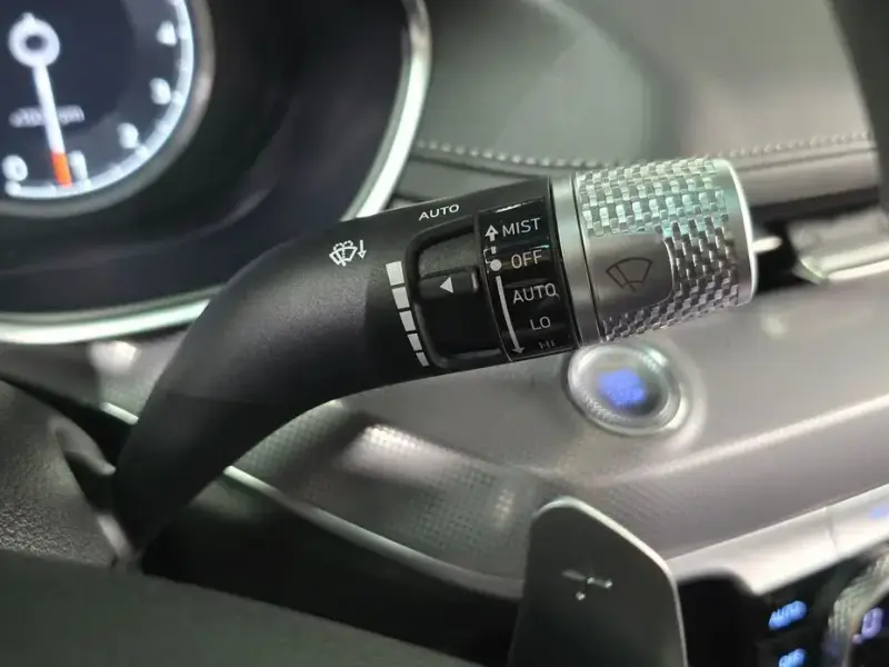 2023 Genesis G80 с пробегом 20 928 км