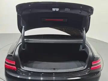 2023 Genesis G80 с пробегом 20 928 км
