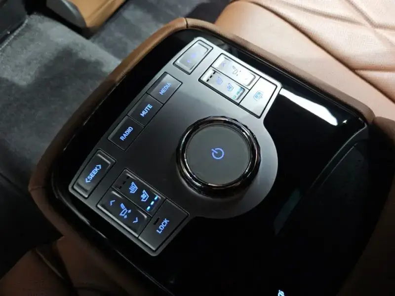 2023 Genesis G80 с пробегом 56 896 км