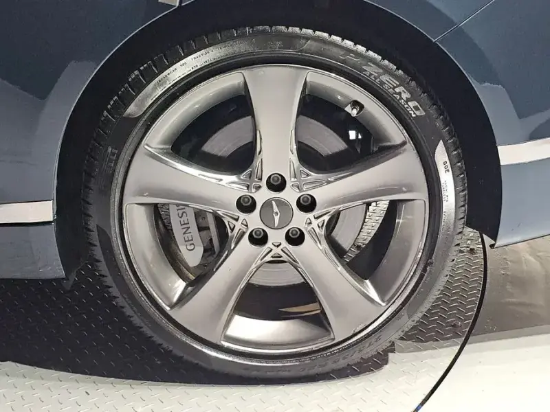 2023 Genesis G80 с пробегом 56 896 км
