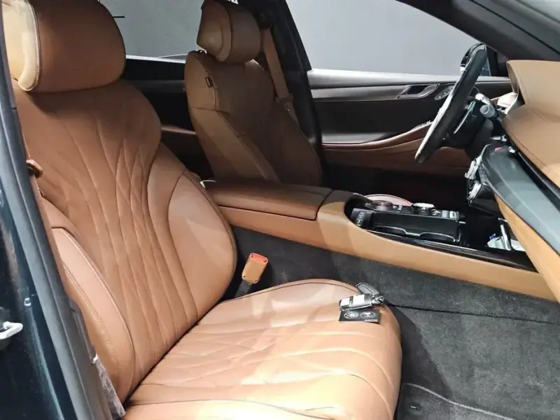 2023 Genesis G80 с пробегом 56 896 км