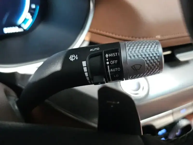 2023 Genesis G80 с пробегом 56 896 км