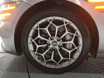 2023 Genesis G80 с пробегом 41 848 км