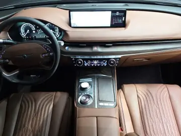2023 Genesis G80 с пробегом 41 848 км