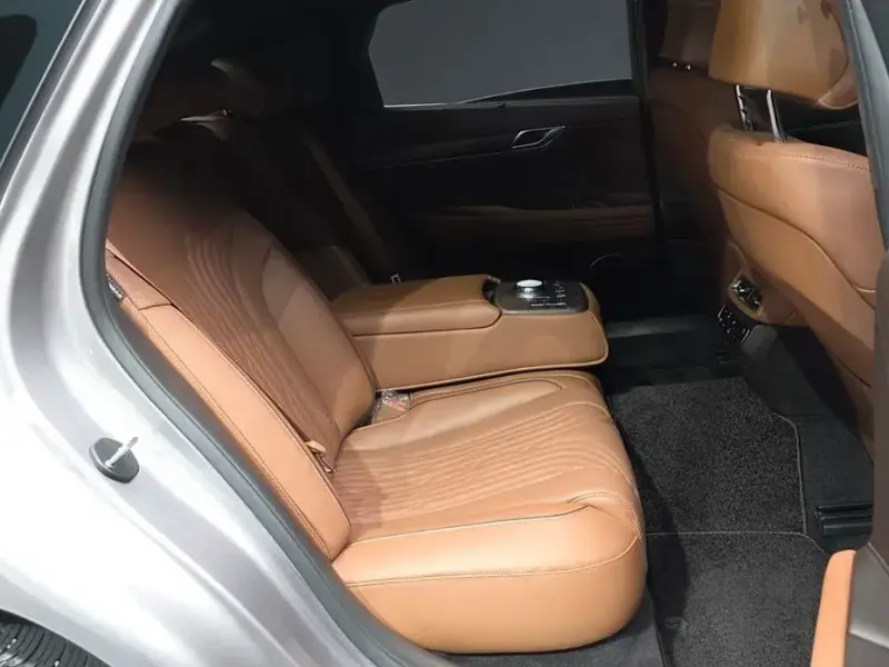 2023 Genesis G80 с пробегом 41 848 км