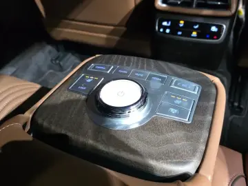 2023 Genesis G80 с пробегом 41 848 км