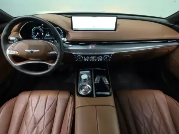 2023 Genesis G80 с пробегом 61 949 км
