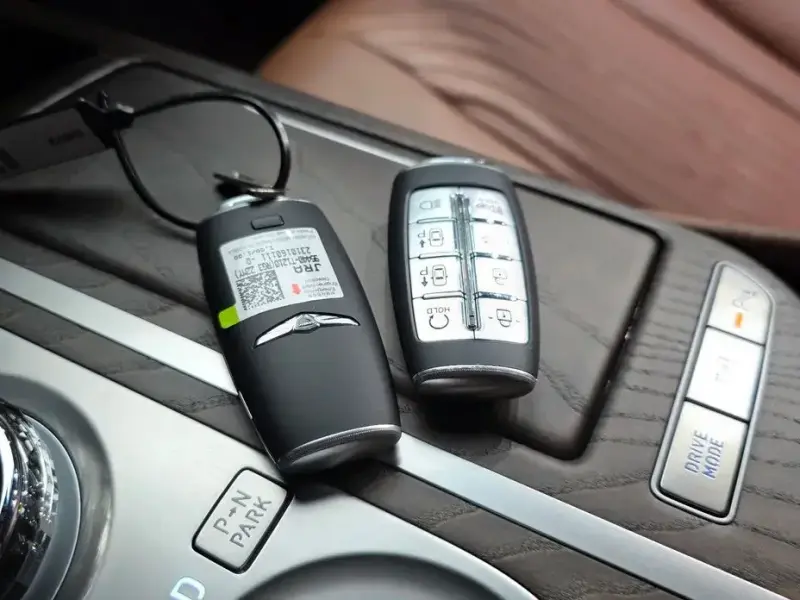 2023 Genesis G80 с пробегом 41 848 км