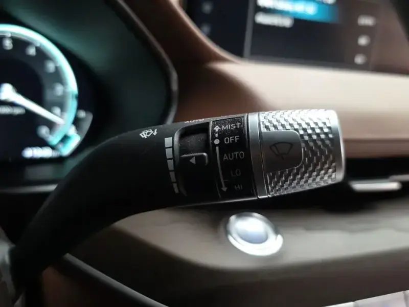 2023 Genesis G80 с пробегом 41 848 км