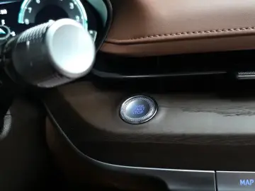 2023 Genesis G80 с пробегом 41 848 км