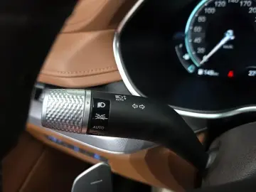 2023 Genesis G80 с пробегом 61 949 км