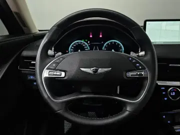 2023 Genesis G80 с пробегом 63 710 км