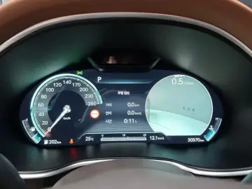 2023 Genesis G80 с пробегом 30 970 км