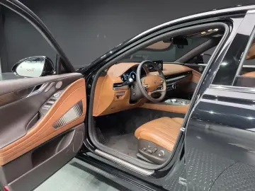 2023 Genesis G80 с пробегом 30 970 км