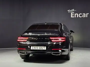 2023 Genesis G80 с пробегом 72 179 км
