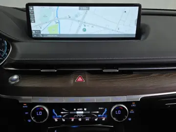 2023 Genesis G80 с пробегом 72 179 км