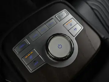 2023 Genesis G80 с пробегом 72 179 км