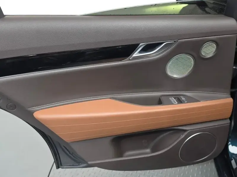 2023 Genesis G80 с пробегом 82 544 км