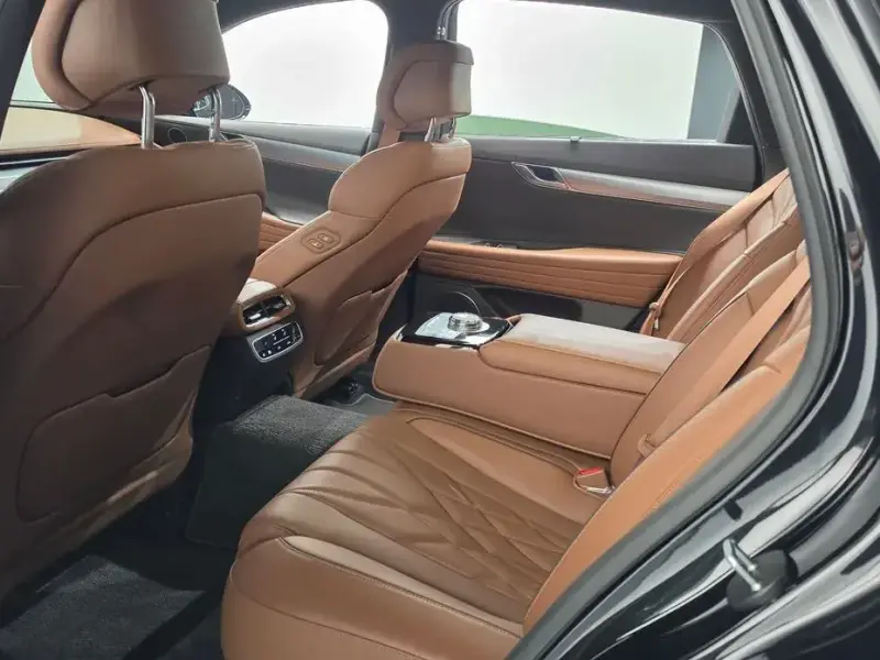 2023 Genesis G80 с пробегом 46 583 км