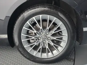 2023 Genesis G80 с пробегом 46 583 км