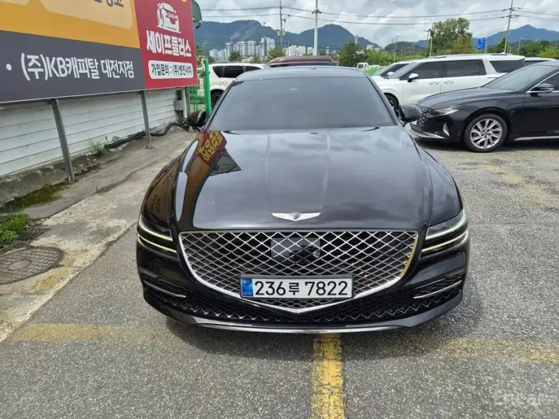2023 Genesis G80 с пробегом 48 000 км