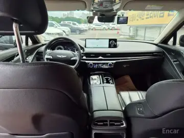 2023 Genesis G80 с пробегом 48 000 км