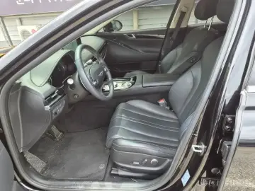 2023 Genesis G80 с пробегом 48 000 км