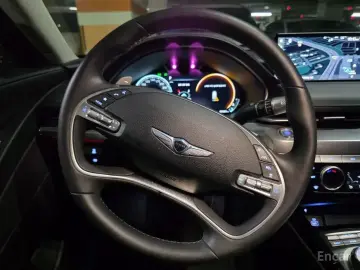 2023 Genesis G80 с пробегом 60 326 км