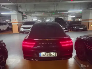 2023 Genesis G80 с пробегом 31 233 км