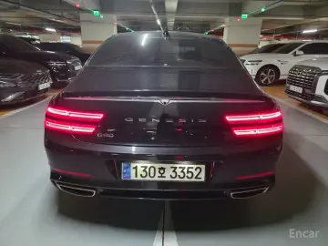 2023 Genesis G80 с пробегом 34 218 км