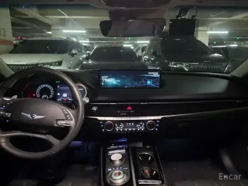 2023 Genesis G80 с пробегом 31 233 км