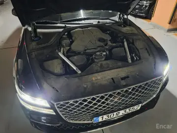 2023 Genesis G80 с пробегом 34 218 км