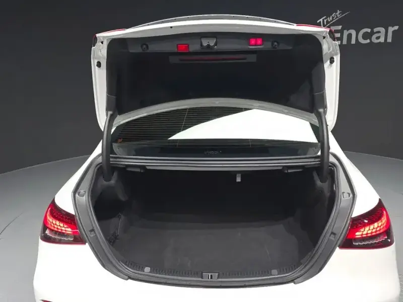 2021 Mercedes-Benz E-Класс с пробегом 36 232 км