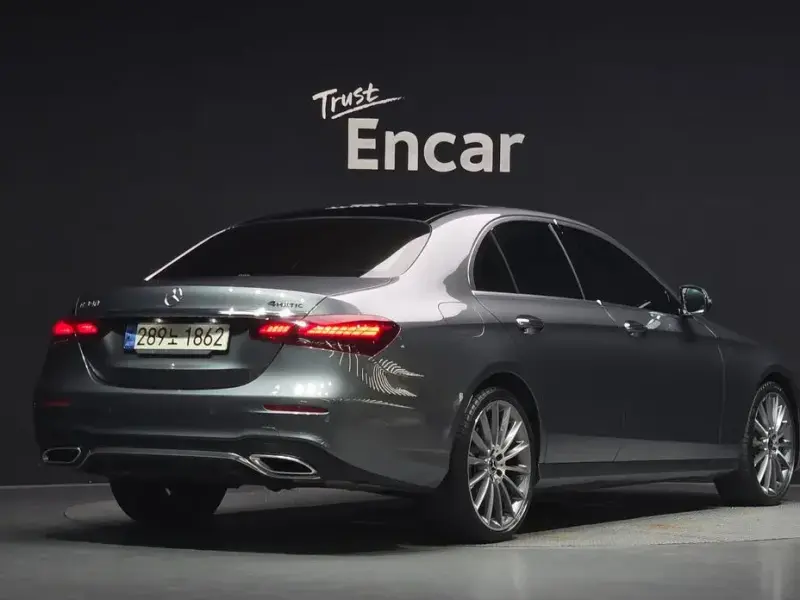 2022 Mercedes-Benz E-Класс с пробегом 42 311 км