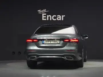 2022 Mercedes-Benz E-Класс с пробегом 42 311 км