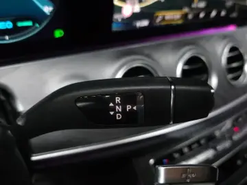 2022 Mercedes-Benz E-Класс с пробегом 42 311 км