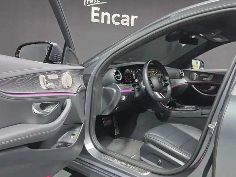 2022 Mercedes-Benz E-Класс с пробегом 42 311 км