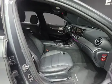 2022 Mercedes-Benz E-Класс с пробегом 42 311 км