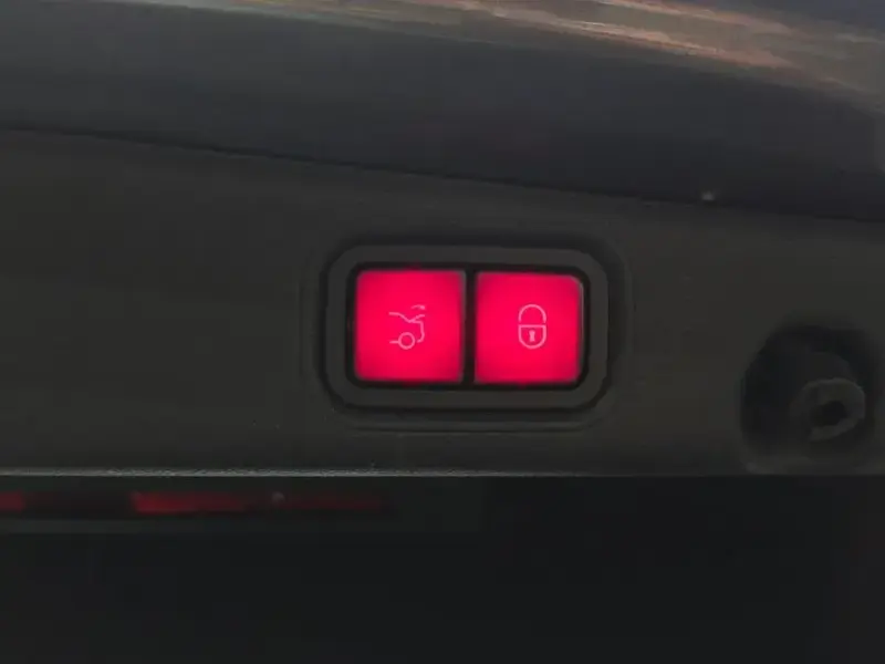2022 Mercedes-Benz E-Класс с пробегом 42 311 км