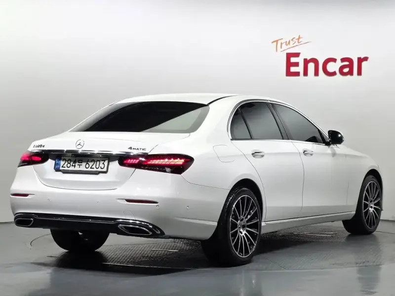 2021 Mercedes-Benz E-Класс с пробегом 53 518 км