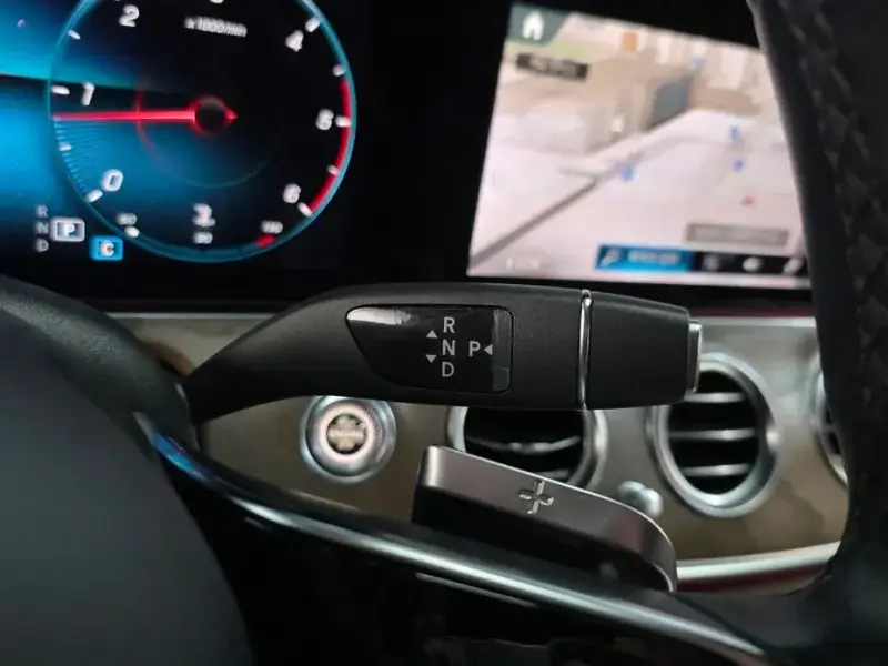 2021 Mercedes-Benz E-Класс с пробегом 53 518 км