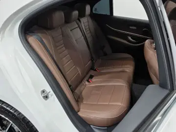 2021 Mercedes-Benz E-Класс с пробегом 53 518 км